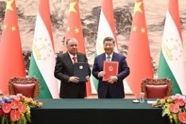 Си Цзиньпин и Рахмон подписали Договор о вечной дружбе