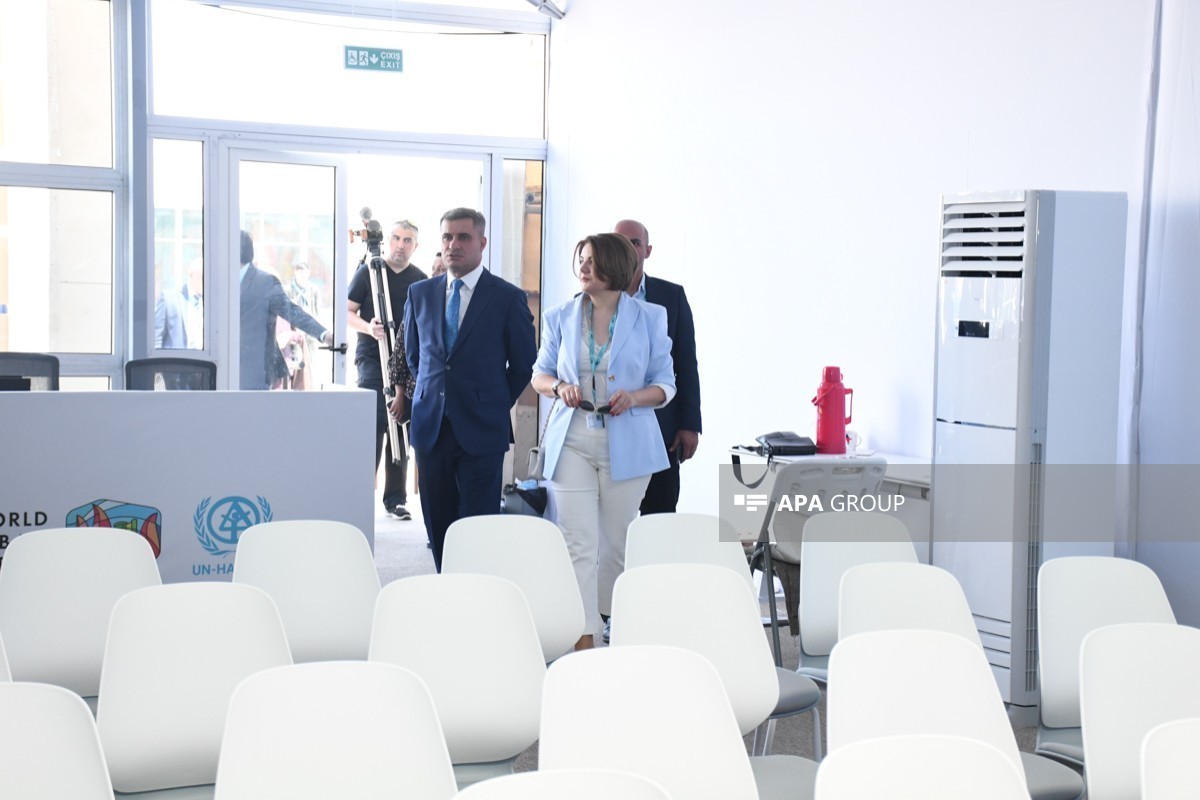 Представители медиа ознакомились с подготовкой к форуму WUF13-ФОТО 