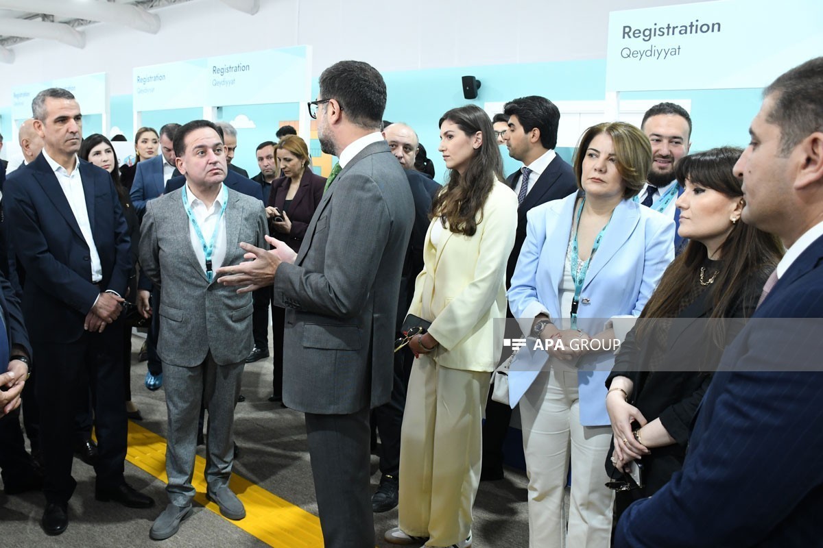 Представители медиа ознакомились с подготовкой к форуму WUF13-ФОТО 