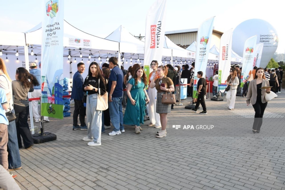 На Бакинском бульваре прошла общественная программа WUF13-ФОТО 