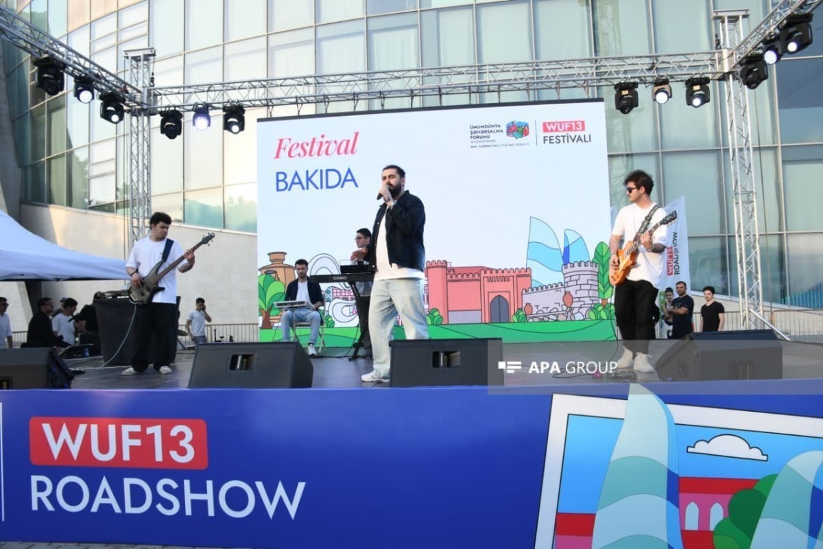 На Бакинском бульваре прошла общественная программа WUF13-ФОТО 