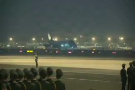 Трамп прибыл в Пекин вместе с делегацией-ВИДЕО 