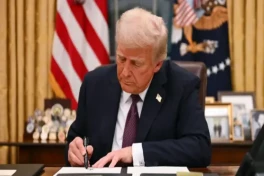 WSJ: Администрация Трампа изучает возможность помилования 250 человек