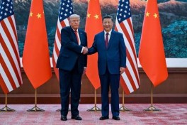Си Цзиньпин провел встречу с Трампом в резиденции