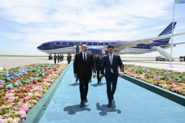 Ильхам Алиев прибыл в Казахстан для участия в саммите ОТГ-ФОТО 