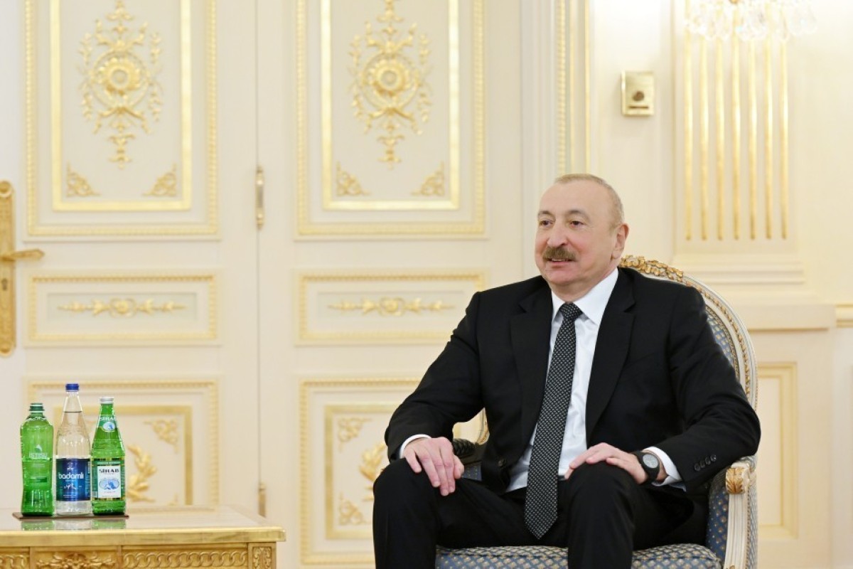 Президент Ильхам Алиев встретился с Президентом Сербии