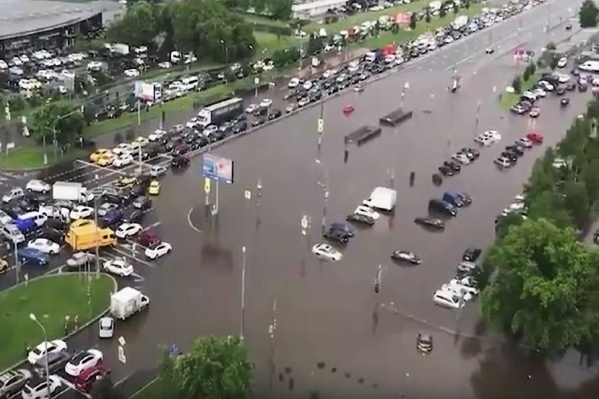 Двухдневные ливни затопили районы Москвы-ФОТО -ВИДЕО 