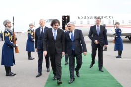 Кобахидзе прибыл в Азербайджан