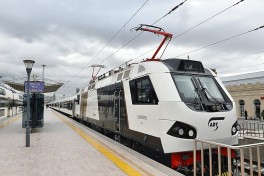 В Азербайджане обсуждают восстановление железнодорожного сообщения с Грузией 