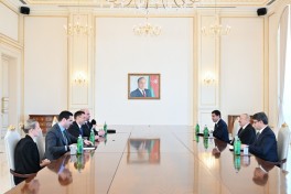 Ильхам Алиев принял вице-премьера Словакии-ФОТО 