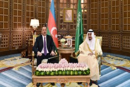 Король Саудовской Аравии направил письмо Ильхаму Алиеву