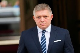 Фицо не согласен с предложением Мерца по Украине