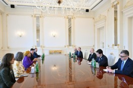 Ильхам Алиев принял заместителя Генсека ООН Амину Мохаммед -ФОТО 