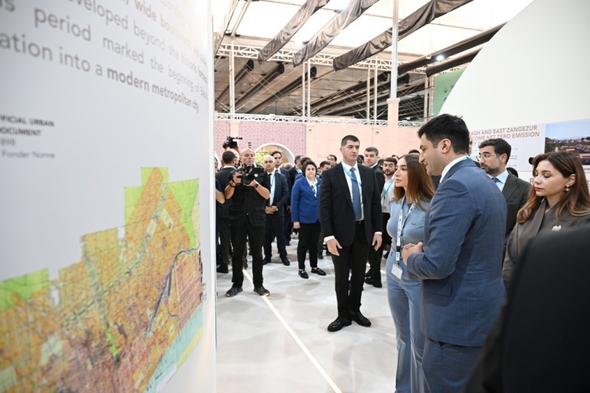 Лейла Алиева и Арзу Алиева ознакомились с выставкой Urban Expo-ФОТО 