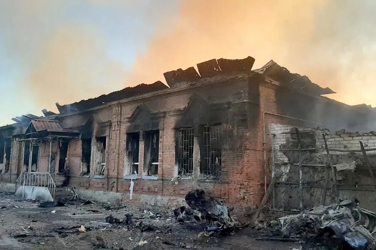 ВСУ ударили по колледжу в Луганске: четверо погибших-ОБНОВЛЕНО 