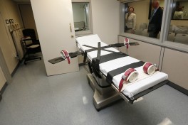 В США на год отложили смертельный приговор после неудачной попытки казни