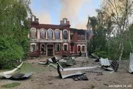 При ударе по колледжу в Старобельске погиб студент, десятки ранены