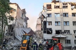 При ударе по колледжу в Старобельске погиб студент, десятки ранены