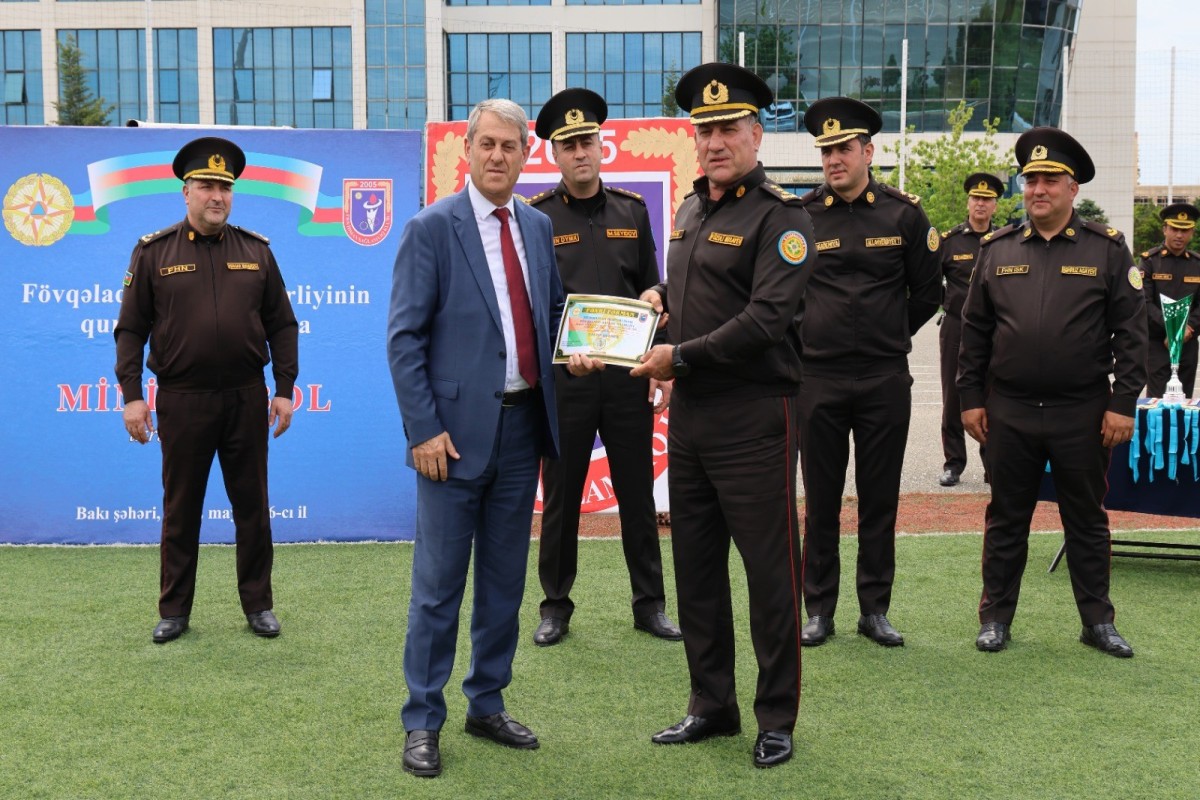 В МЧС подвели итоги чемпионата по мини-футболу-ФОТО 