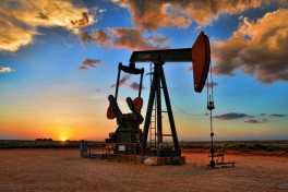 На мировых биржах выросли цены на нефть