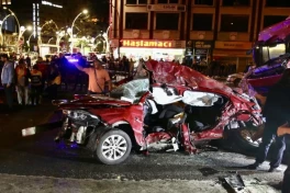 В Турции грузовик протаранил автомобили: погибли пять человек 