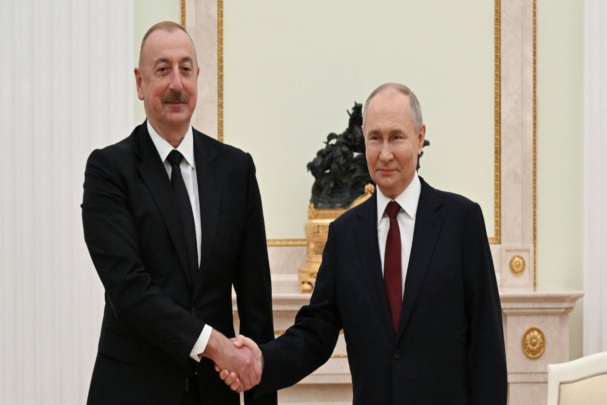 Владимир Путин поздравил Ильхама Алиева с Днем независимости