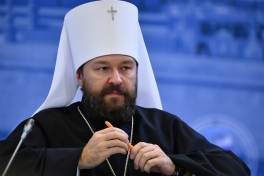 Власти Чехии отпустили митрополита Иллариона