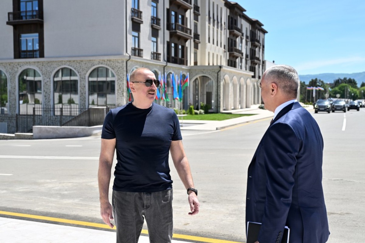 Президент Азербайджана посетил обновленный Центр культуры в Ханкенди-ФОТО 