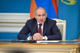 Пашинян заявил, что в случае своего переизбрания он поднимет вопрос о принятии новой конституции