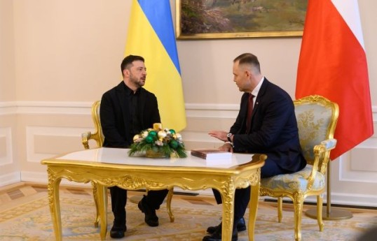 Президент Польши пригрозил пересмотреть награду Зеленского