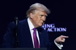 Трамп заявил, что Европу "пожирают заживо" из-за кризиса