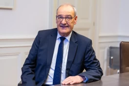 Президент Швейцарии объявил об отставке