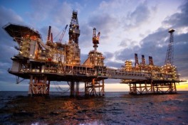 Азербайджанская нефть торгуется по 124 доллара
