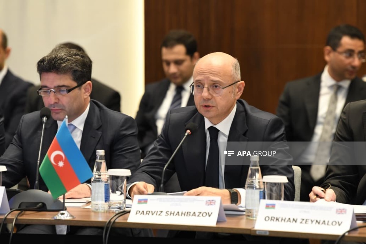 Азербайджан и британские партнеры подпишут соглашение по подводному энергокоридору