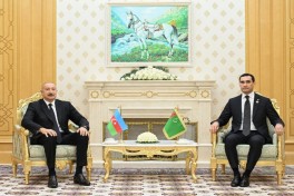 Алиев и Бердымухамедов обсудили сотрудничество и вопросы Каспия-ФОТО 