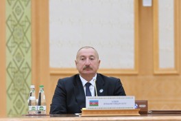 Президент: Отношения Азербайджана и Туркменистана носят характер стратегического партнерства