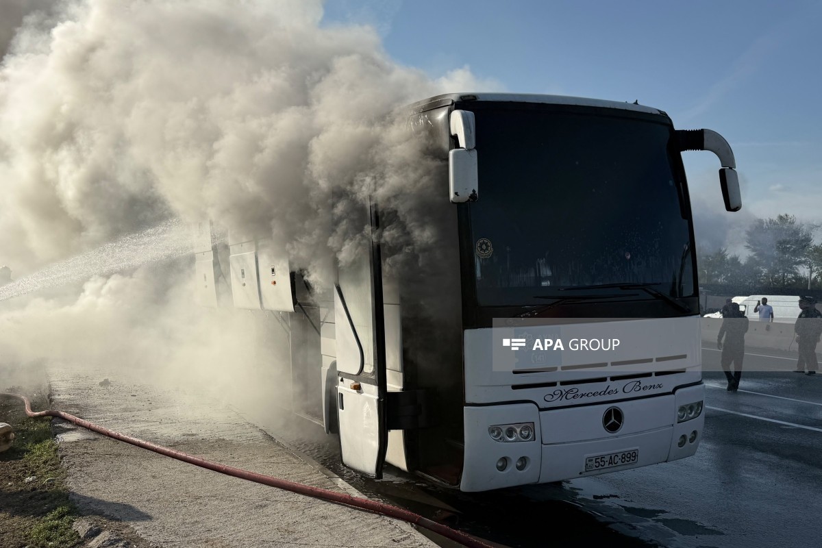 В Уджаре во время движения загорелся пассажирский автобус-ФОТО 