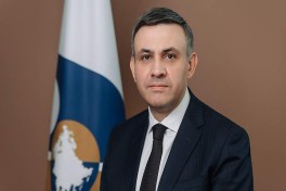 Скандал с сертификатами: вопросы не только к Симоняну, но и к Еревану — МНЕНИЕ 