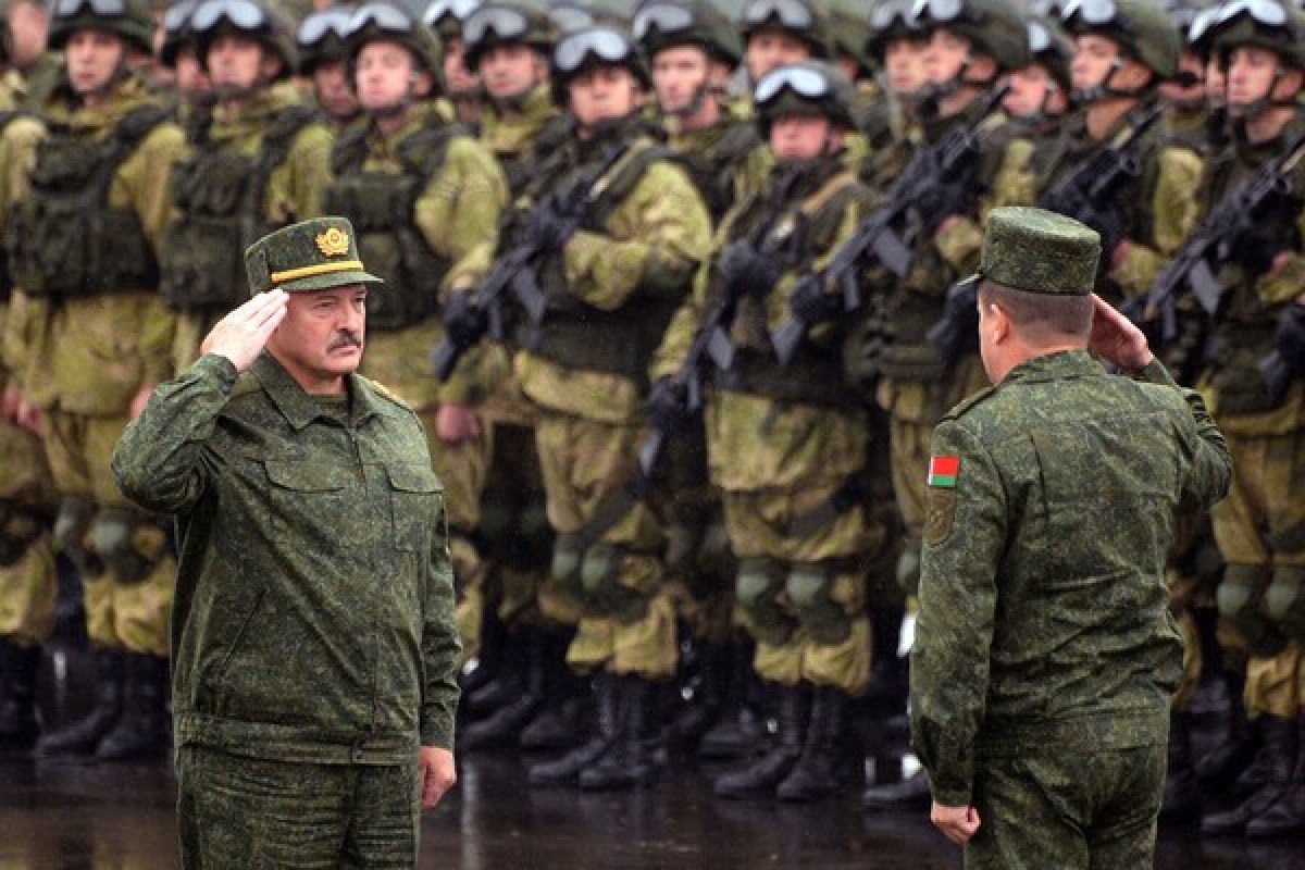 Лукашенко: «Готовимся к войне, чтобы ее избежать»
