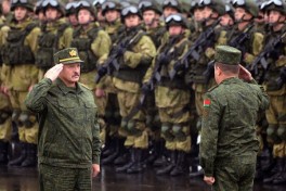 Лукашенко: «Готовимся к войне, чтобы ее избежать»