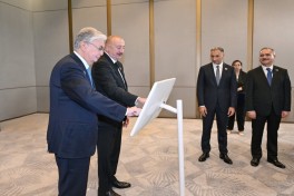 Алиев и Токаев открыли Транскаспийскую волоконно-оптическую линию связи-ФОТО 