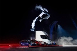 Маск: Новый Roadster от Tesla будет обладать сознанием