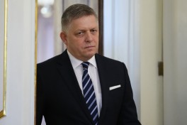 Фицо: Словакия не будет участвовать в новом кредите ЕС для Украины