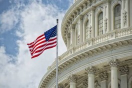 Конгрессмены раскритиковали решение Трампа не вводить санкции против РФ