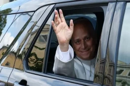 Папа Римский после операции заявил, что возвращается к полноценной деятельности