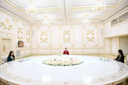 Лейла Алиева на встрече с Огулджахан Атабаевой и Саиды Мирзиёевой-ФОТО 