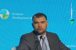 TRACECA предупредила о риске потери грузопотоков Средним коридором