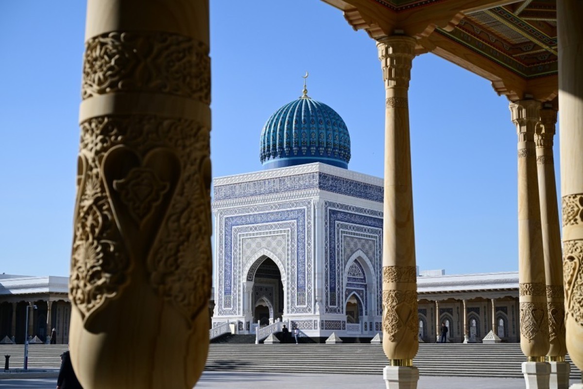 Лейла Алиева посетила выставку «Мир глазами ребенка» в Самарканде-ФОТО 