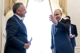 Путин: РФ готова возобновить трехсторонние переговоры по Украине