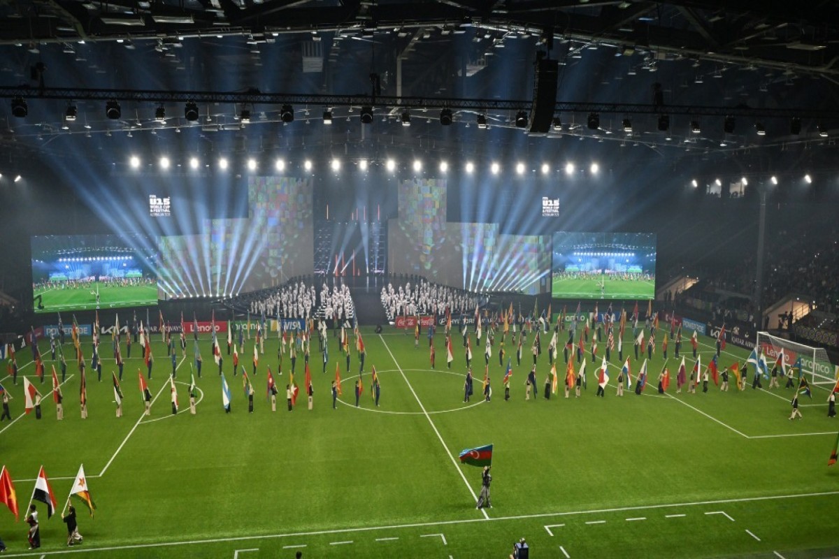 Ильхам Алиев наблюдал церемонию открытия чемпионата мира и фестиваля FIFA U-15-ОБНОВЛЕНО 